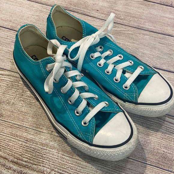 Converse Shoes - Turquoise Converse sneakers women’s 7, mens 5